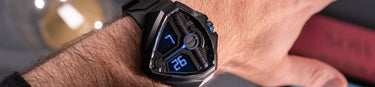 ≥ 44mm Watches