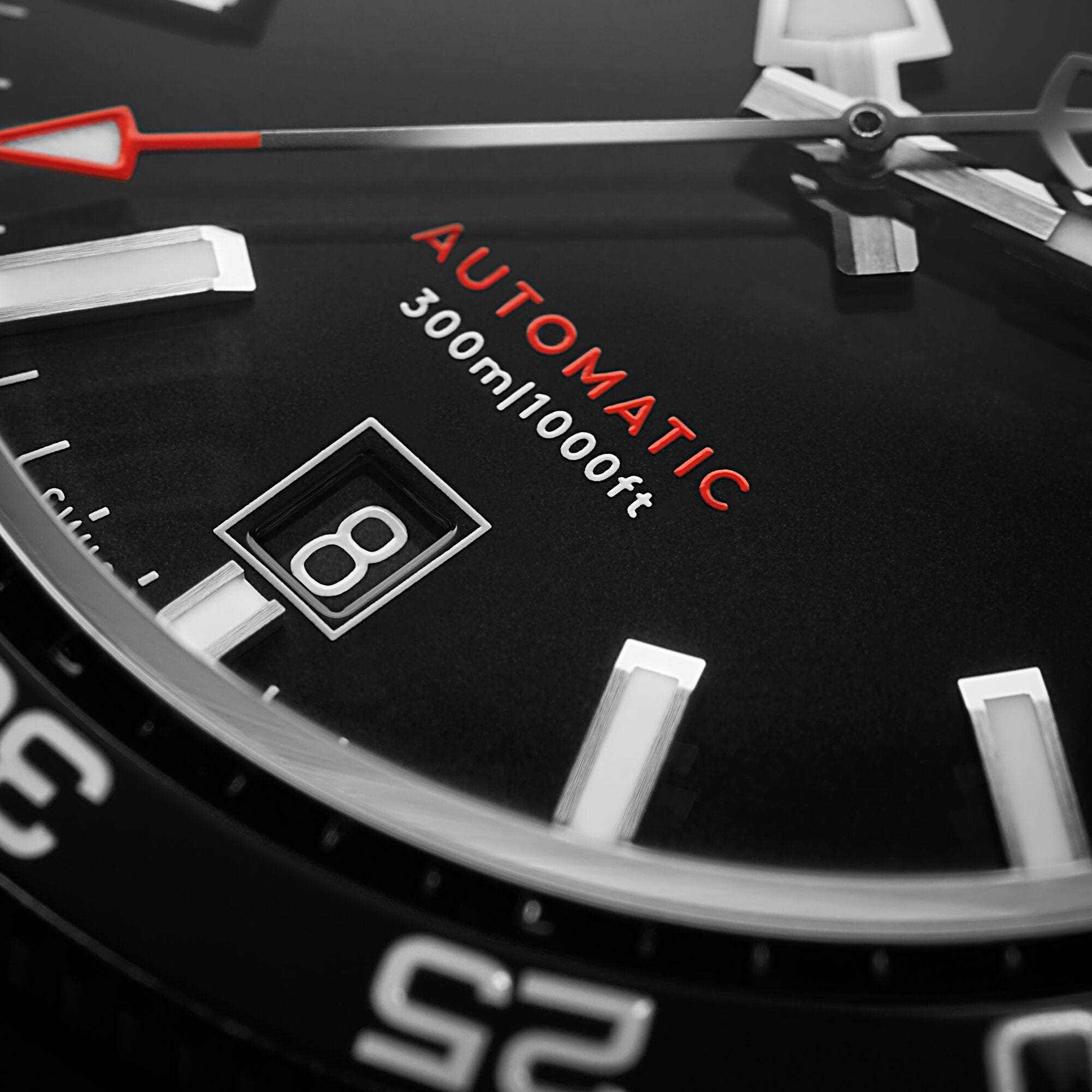 Christopher Ward C60 Trident Pro 300 - Black - Consort Bracelet - Image