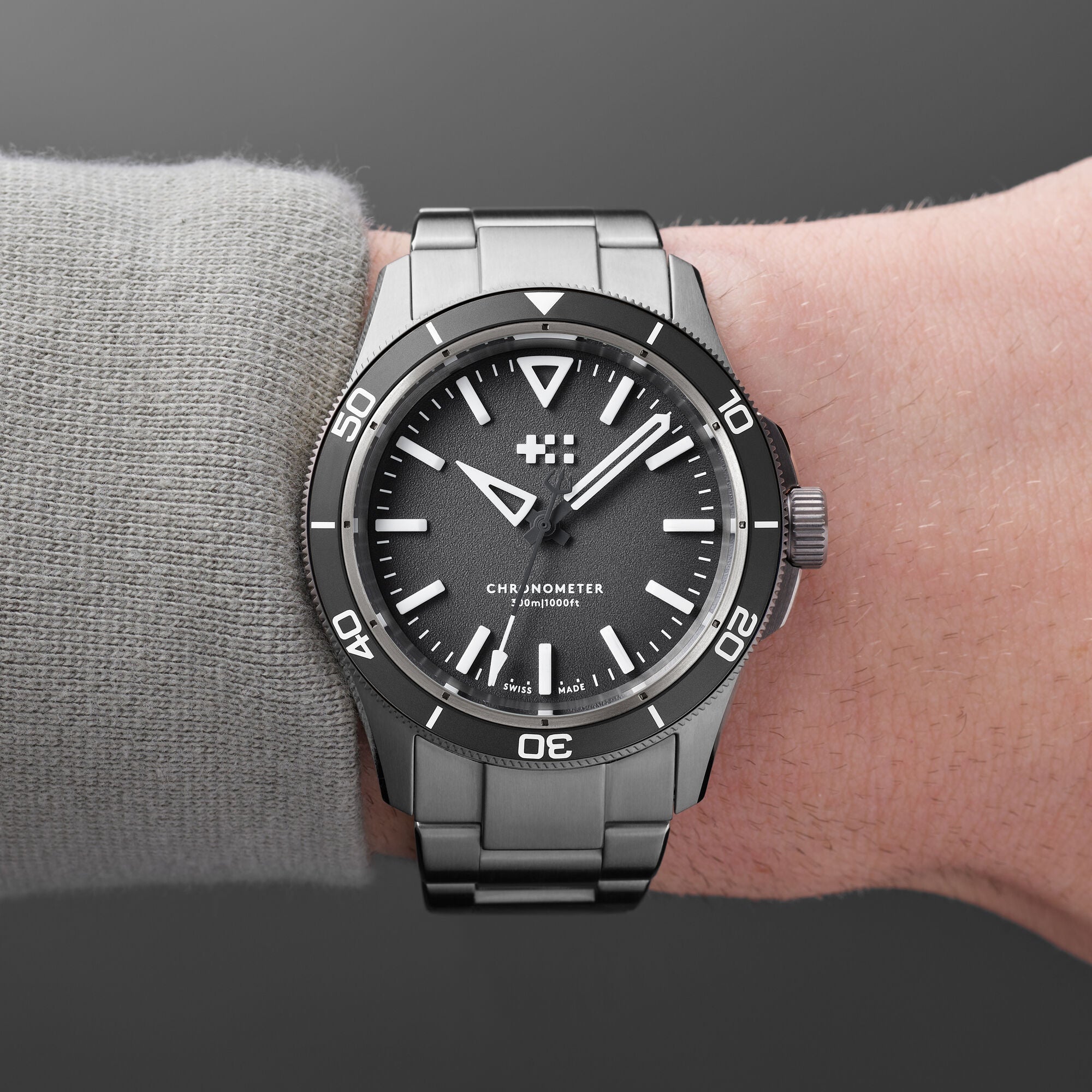 Christopher Ward C60 Trident LumiÃ¨re - Black - Image