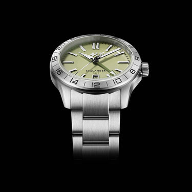 Christopher Ward C63 Sealander GMT 39mm – Pistachio