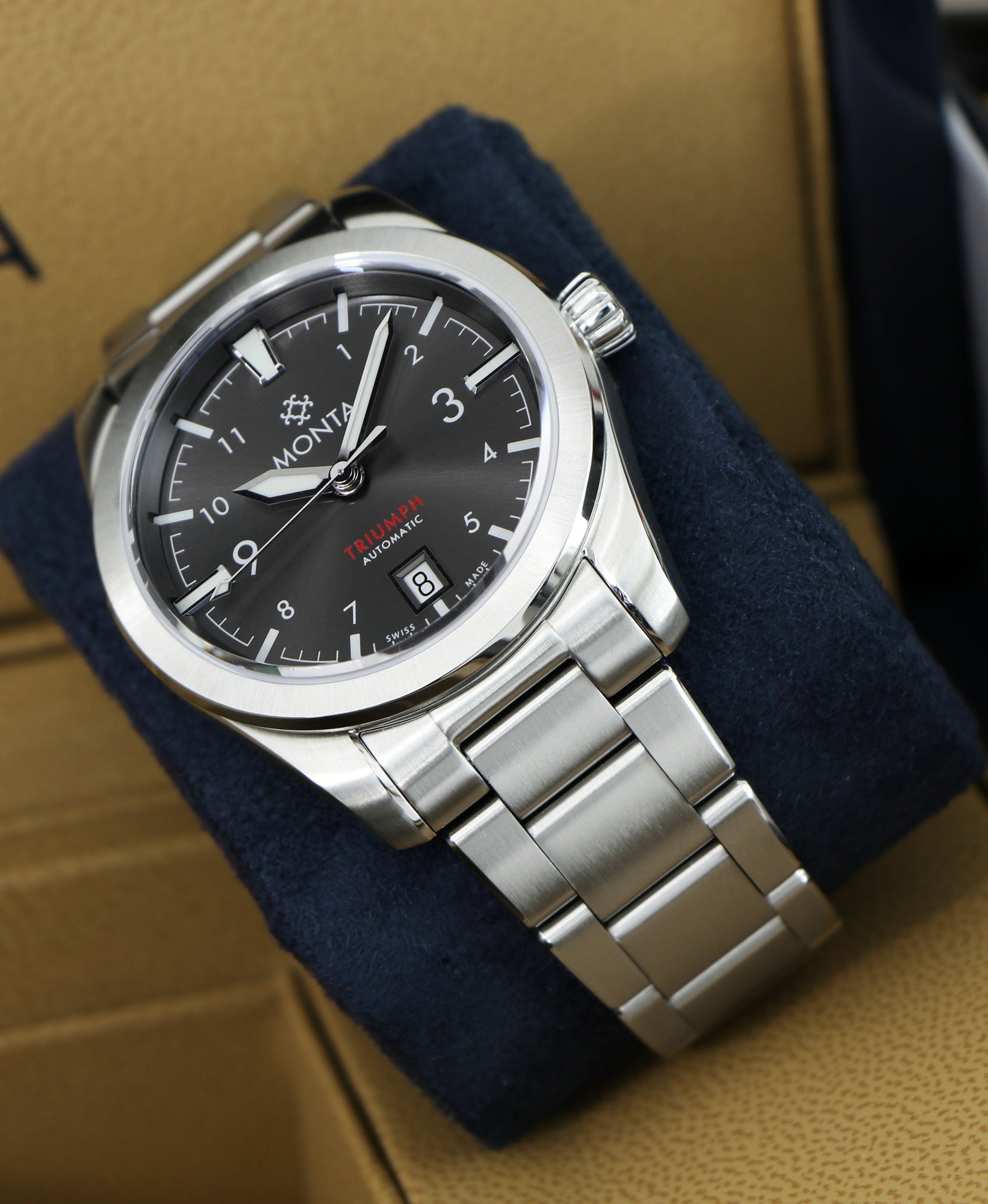 gallery_1_image